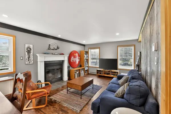 1340 -1340A Rue du Clos-Frantin, Prévost, QC J0R1T0