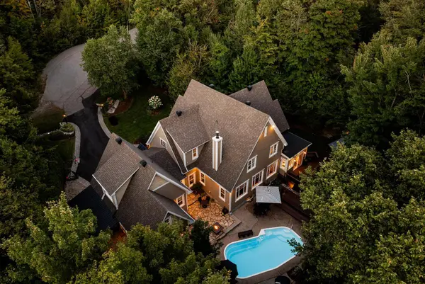 402 Rue du Clos-du-Meunier, Prévost, QC J0R1T0