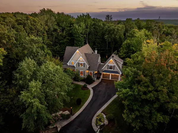 402 Rue du Clos-du-Meunier, Prévost, QC J0R1T0
