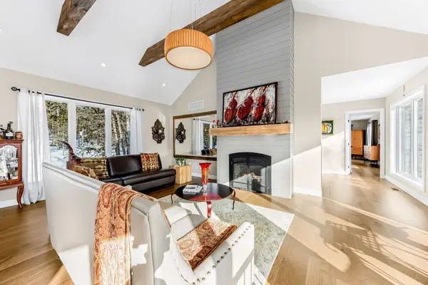 92 Rue Carver, Morin-heights, QC J0R1H0