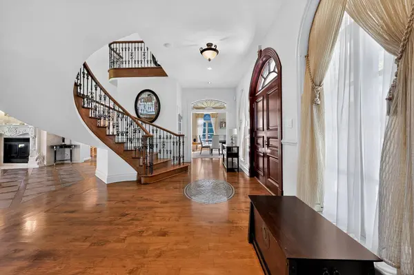 17 Rue St-Andrews, Morin-heights, QC J0R1H0