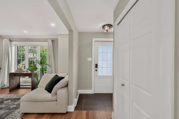 1369 Boul. Céloron, Blainville, QC J7C5C6
