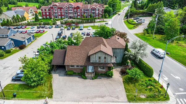 80 -82 Rue Principale, Saint-sauveur, QC J0R1R6