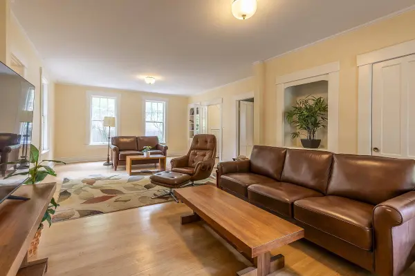 472 Main ST, Chester, VT 05143