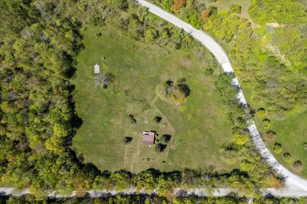 180 Straight RD, Mount Holly, VT 05758