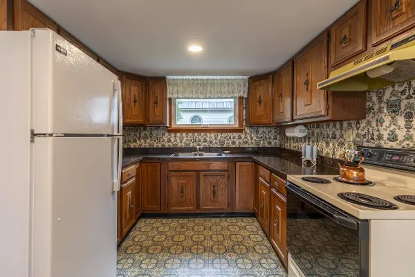 842 Main ST, Cavendish, VT 05153