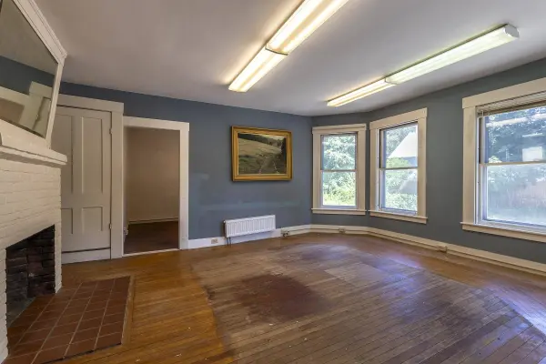 26 Main ST, Chester, VT 05143