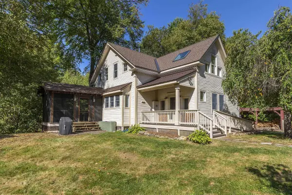 246 Putnam Hill RD, Chester, VT 05143