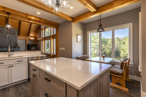 124 Barlow RD, Mount Holly, VT 05758