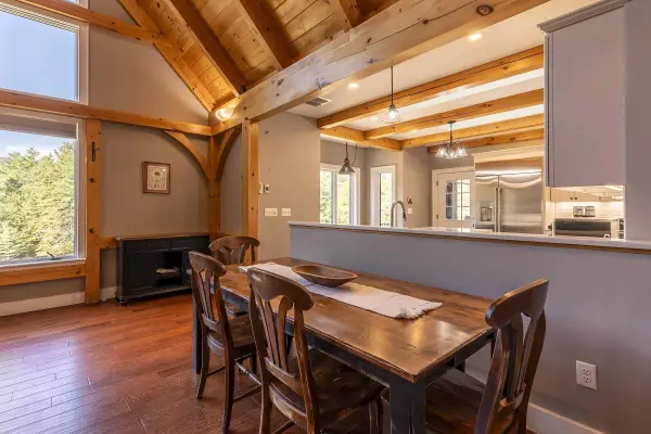 124 Barlow RD, Mount Holly, VT 05758