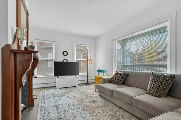 61 Pleasant ST, Ludlow, VT 05149