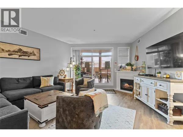 1088 Sunset DR #331, Kelowna, BC V1Y9W1