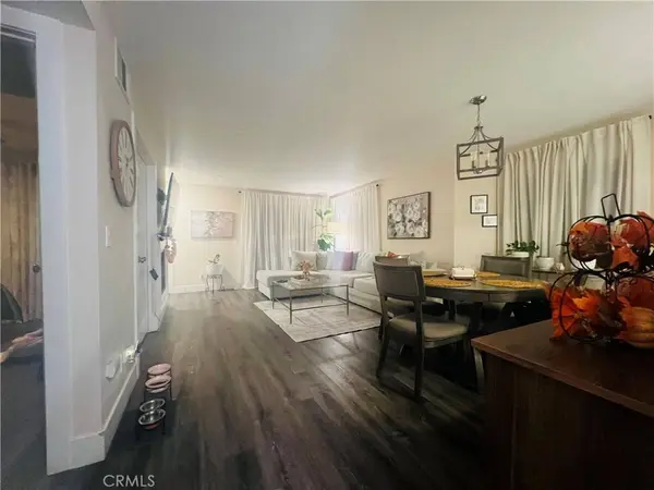 26972 Flo #305, Canyon Country, CA 91351