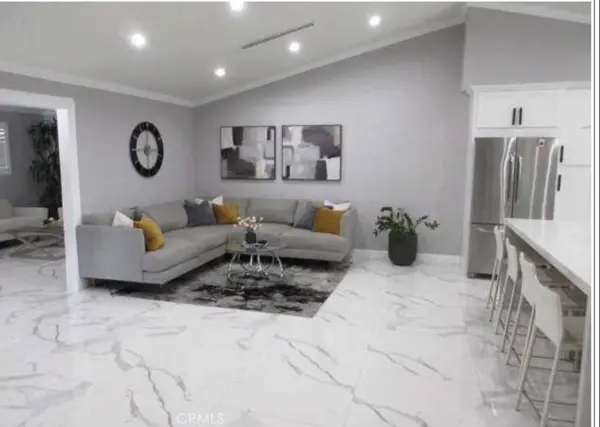 13033 Grade, Sylmar, CA 91342