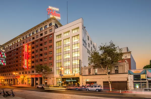 950-S-Broadway-Los-Angeles-CA-Building-Photo-1-LargeHighDefinition