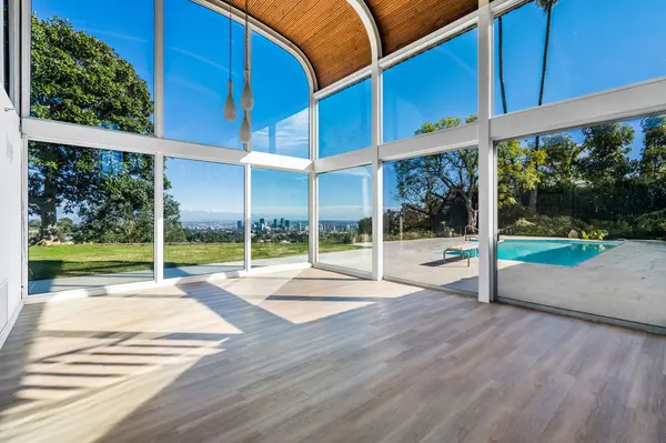 chalon retreat bel air