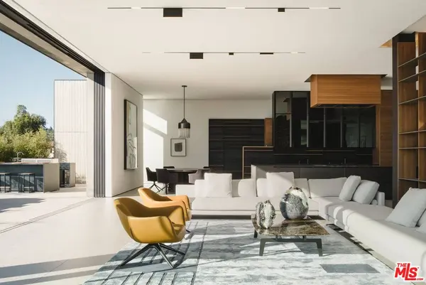 1853 Bel Air Rd, Los Angeles, CA 90077