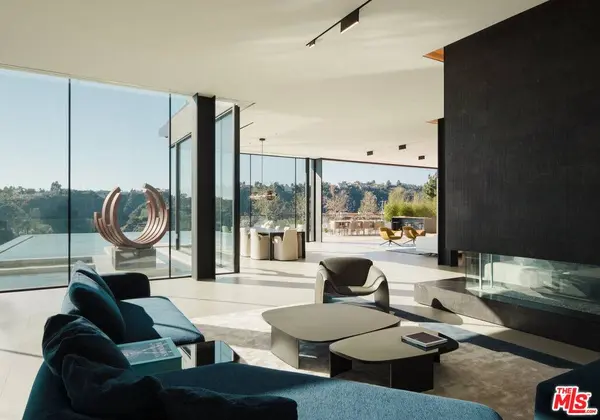 1853 Bel Air Rd, Los Angeles, CA 90077