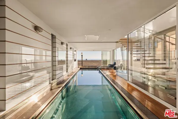 1267 Palisades Beach Rd, Santa Monica, CA 90401