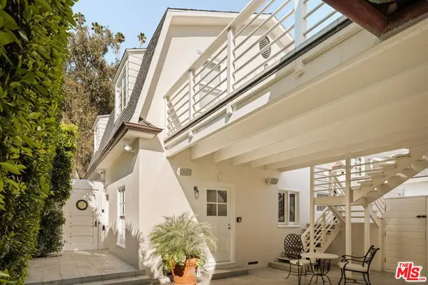 501 Palisades Beach RD, Santa Monica, CA 90402