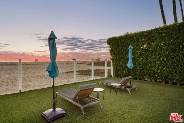 501 Palisades Beach RD, Santa Monica, CA 90402
