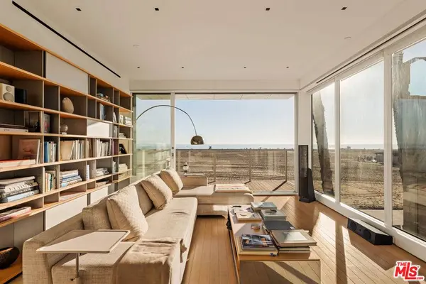 1267 Palisades Beach RD, Santa Monica, CA 90401