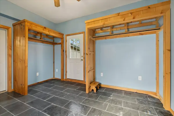 1243 Summit RD, Mount Holly, VT 05758