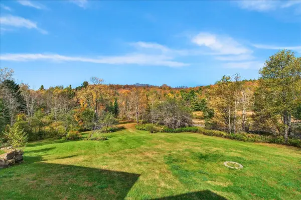 1243 Summit RD, Mount Holly, VT 05758