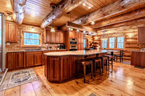 281 Yale RD, Mount Holly, VT 05730