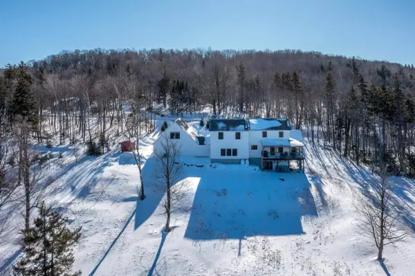 2734 Healdville RD, Mount Holly, VT 05730
