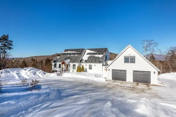 2734 Healdville RD, Mount Holly, VT 05730