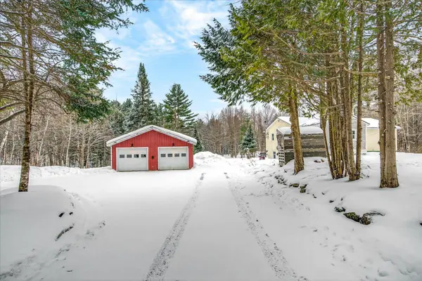 1525 Shunpike RD, Mount Holly, VT 05758
