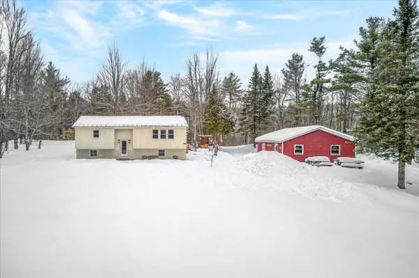1525 Shunpike RD, Mount Holly, VT 05758