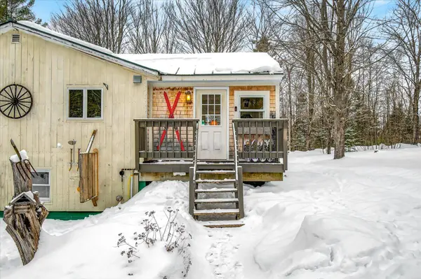 1525 Shunpike RD, Mount Holly, VT 05758
