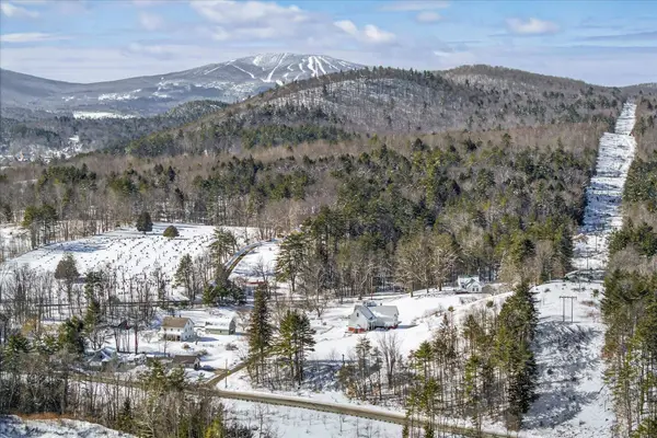 66 Duttonsville School DR, Cavendish, VT 05142