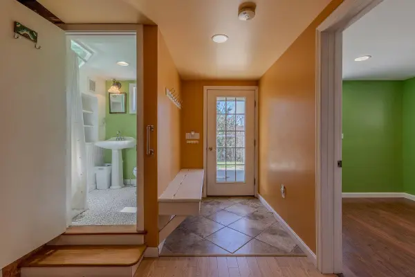 769 Straight RD, Mount Holly, VT 05730