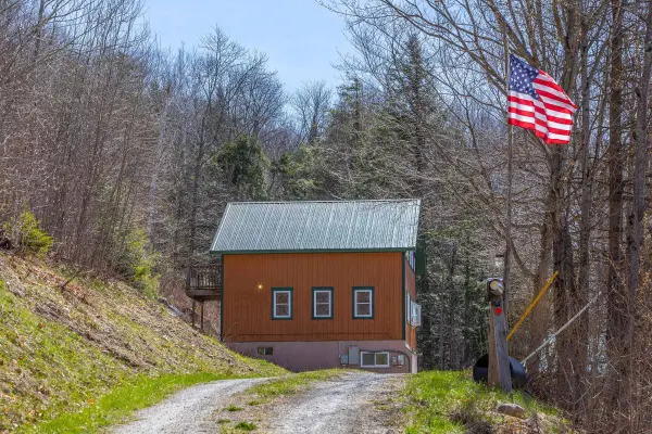769 Straight RD, Mount Holly, VT 05730
