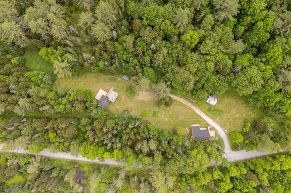 1595 Healdville RD, Mount Holly, VT 05758