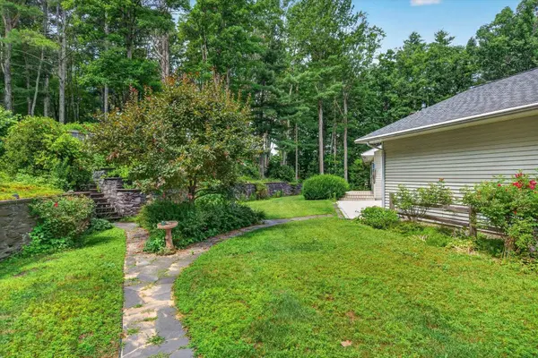 94 S A Woodard WAY, Castleton, VT 05735