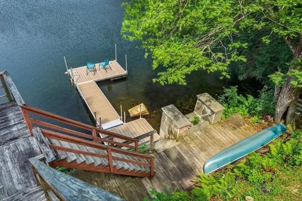 52 Fishing Access RD, Ludlow, VT 05149