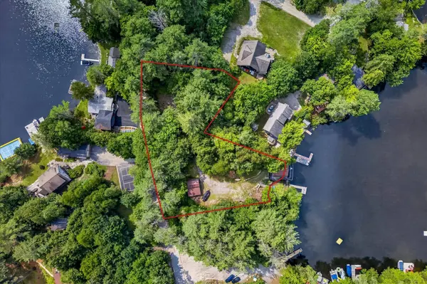 52 Fishing Access RD, Ludlow, VT 05149