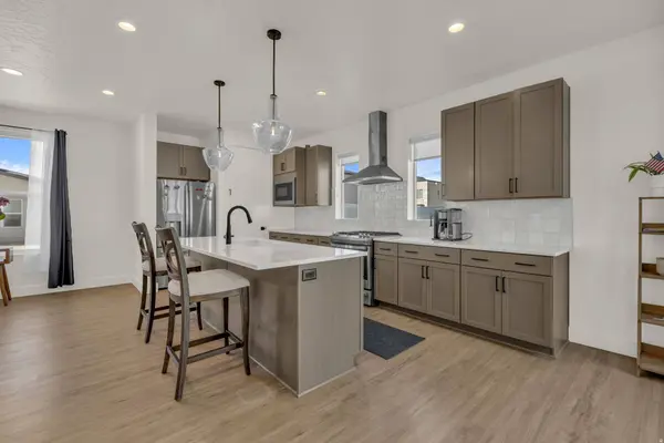 331 S 680 W, Centerville, UT 84014