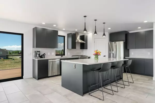 Mountain Modern Home with Outdoor Lifestyle Access: 1205 Trails Creek Avenue, Pinedale WY