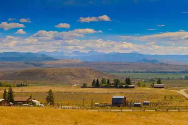 feature image of Outdoor Recreation Near Pole Creek Road in Pinedale, WY