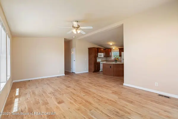 446 S BRIDGER Avenue, Pinedale, WY 82941