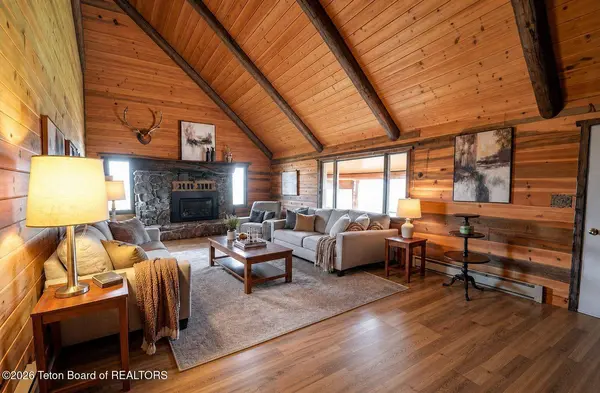 20 ELK RUN Road, Pinedale, WY 82941