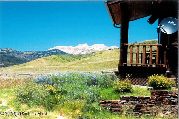 41 MARSH CREEK Road, Cora, WY 82925