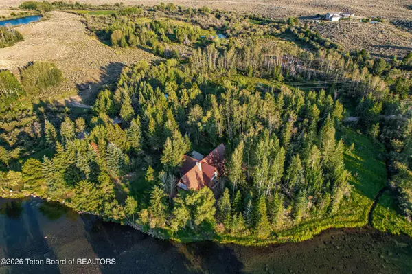 97 RIVERSIDE Road, Pinedale, WY 82941