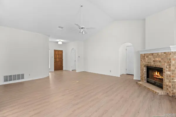 6227 Lantern Creek, San Antonio, TX 78240