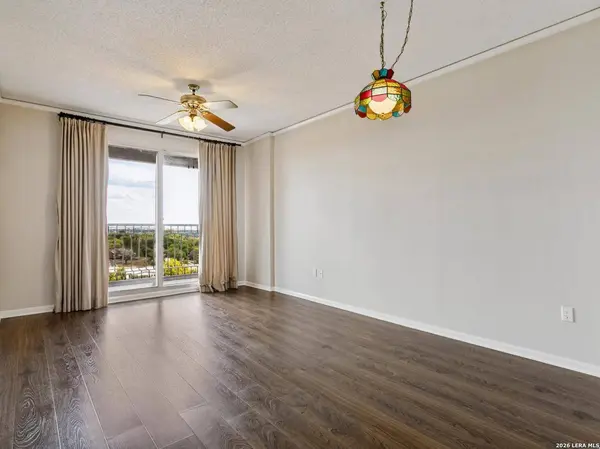 1 TOWERS PARK LN UNIT 703, San Antonio, TX 78209